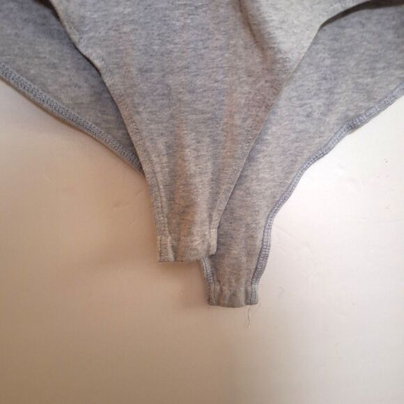 AC/DC Women's Body Suit Shirt High Voltage Rock & Roll Heavy Metal Casual L - Picture 4 of 8